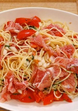 生ハムとトマトの冷製パスタ-レシピのメイン写真