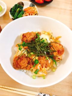 簡単★唐揚げ丼★卵とじ-レシピのメイン写真