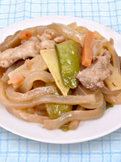 ☆こんにゃくの焼きうどん風☆-レシピのメイン写真