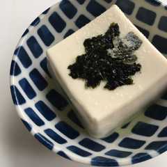 A picture of オリーブオイルと塩で簡単やっこ.