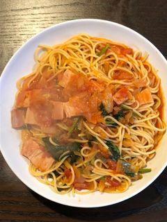 ベーコンとほうれん草のトマトソース-レシピのメイン写真