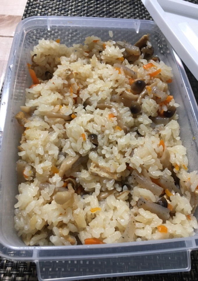 しめじの炊き込みご飯(鶏肉無し)-レシピのメイン写真