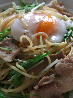 豚肉と水菜の和風パスタ☆温玉添え-レシピのメイン写真