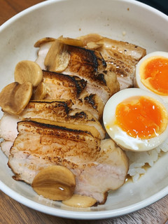 炙り角煮丼 味玉乗せ-レシピのメイン写真