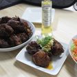 自家製にんにく醬油に漬け込んだ黒から揚げ
