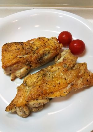 鶏もも肉のバジルチーズ焼き-レシピのメイン写真