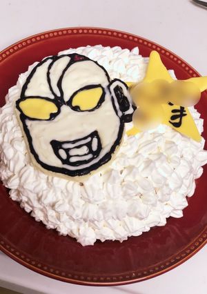 ウルトラマン バースデーケーキ-レシピのメイン写真