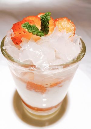 白きくらげとイチゴの薬膳デザート-レシピのメイン写真