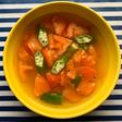 まるごとトマトとオクラのスープ