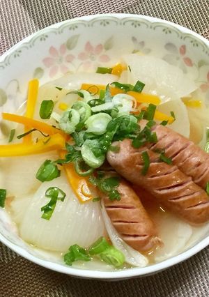 新玉ねぎとソーセージの梅肉煮-レシピのメイン写真