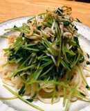 豆苗としらすの簡単稲庭うどん