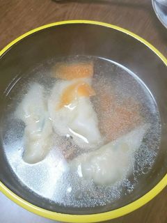 簡単‼️餃子スープ(⌒‐⌒)-レシピのメイン写真