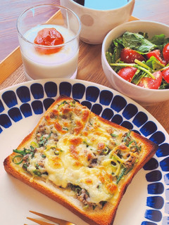 超簡単!鯖缶で○鯖ねぎトースト-レシピのメイン写真