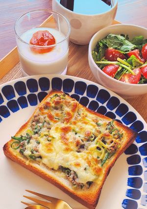 超簡単！鯖缶で○鯖ねぎトースト-レシピのメイン写真