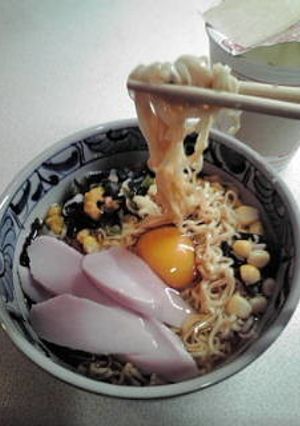 お父さんでもせめて：ちょい足しカップ麺-レシピのメイン写真