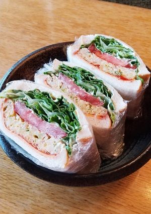 キャベツ オープンオムレツ サンドイッチ-レシピのメイン写真
