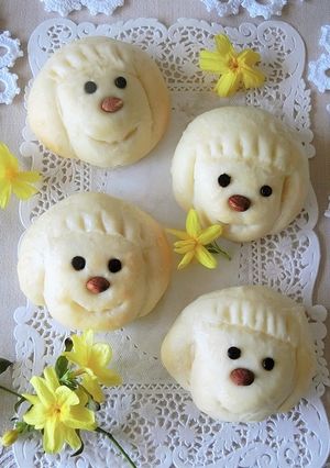 かわいいお顔の白いミルクパン＊母の日にも-レシピのメイン写真