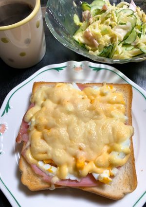 ゆで卵とハムとチーズのボリュームトースト-レシピのメイン写真