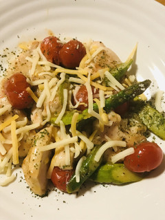 アスパラと鶏肉のまるっとプチトマト炒め-レシピのメイン写真