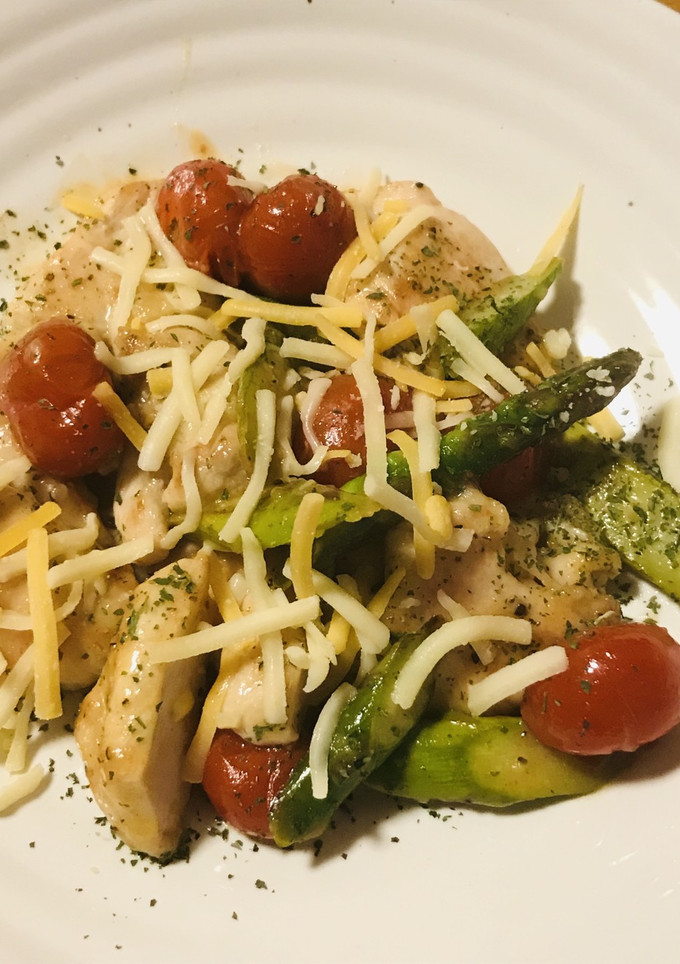 アスパラと鶏肉のまるっとプチトマト炒め-レシピのメイン写真
