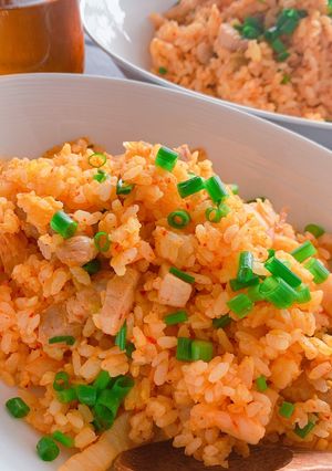 冷凍ご飯で☆豚バラキムチ炒飯-レシピのメイン写真