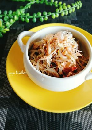 レンジで簡単☆もやしえのきの塩昆布和え。-レシピのメイン写真