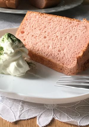 桜の風味♪ 桜シフォンケーキ-レシピのメイン写真