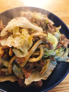 レタスと牛肉としめじの炒め-レシピのメイン写真