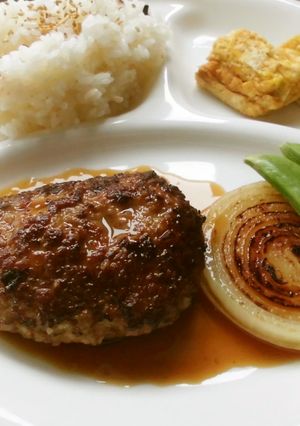 生姜焼きのたれをかけた☆ハンバーグ♪-レシピのメイン写真