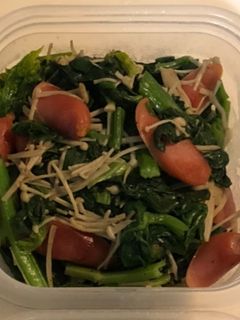 【簡単おかず】ほうれん草ソーセージソテー-レシピのメイン写真