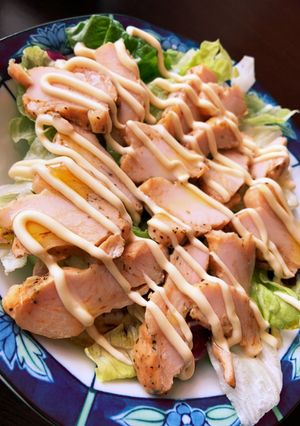 サラダチキンで簡単ヘルシー丼-レシピのメイン写真