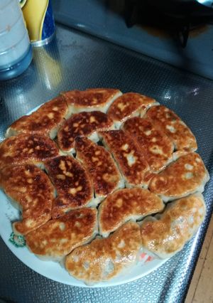 小麦香るもっちり甘い皮の大型餃子数日分-レシピのメイン写真