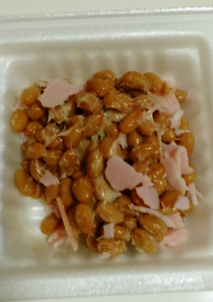 納豆にちょい足し（ロースハム編）-レシピのメイン写真