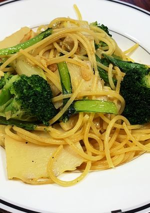 新たけのことブロッコリーのペペロンチーノ-レシピのメイン写真
