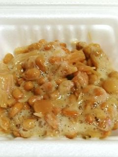 納豆にちょい足し(なめたけ編)-レシピのメイン写真