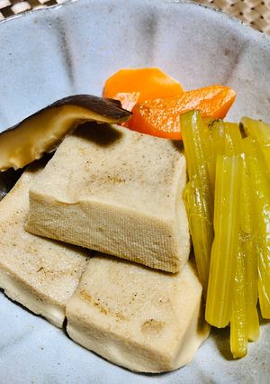 高野豆腐とふきの含め煮-レシピのメイン写真