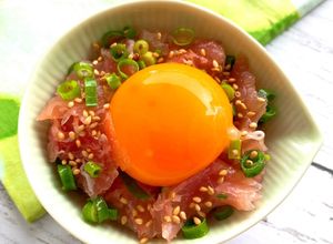 コンビニ食材だけで！生ハムユッケ-レシピのメイン写真