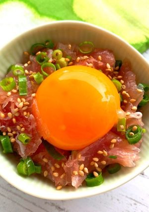 コンビニ食材だけで！生ハムユッケ-レシピのメイン写真
