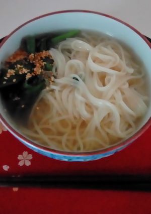 ニラうどん-レシピのメイン写真