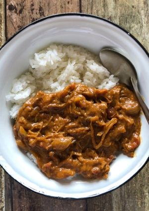 鶏肉の水煮缶を使った簡単ココナッツカレー-レシピのメイン写真