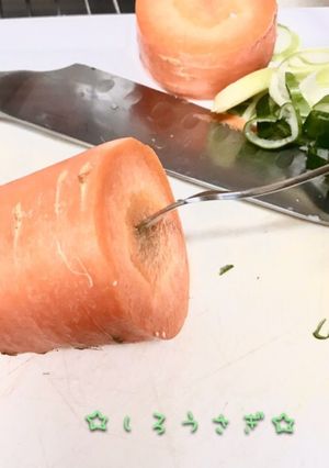 フォークで簡単♫短い野菜等のピーラー-レシピのメイン写真