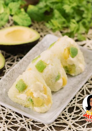 アボカドとたくあんのおにぎり-レシピのメイン写真