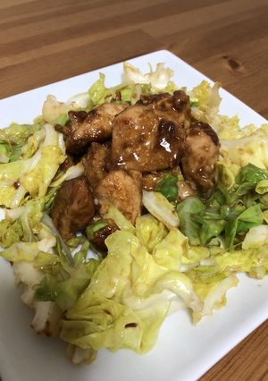春キャベツと胸肉のオイマヨ炒め-レシピのメイン写真