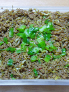 ヘルシー!エコ!あまり野菜入り鶏そぼろ!-レシピのメイン写真