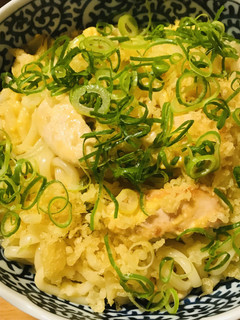 鶏肉とネギの焼きうどん●カルボナーラ風-レシピのメイン写真
