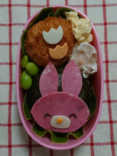 キャラ弁♥️ひょっこりうさぎ-レシピのメイン写真