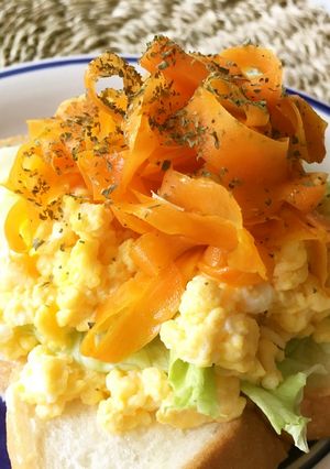 春人参ソテーのオープンサンド-レシピのメイン写真
