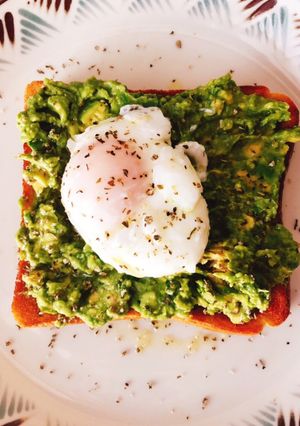 アボカドトースト-レシピのメイン写真