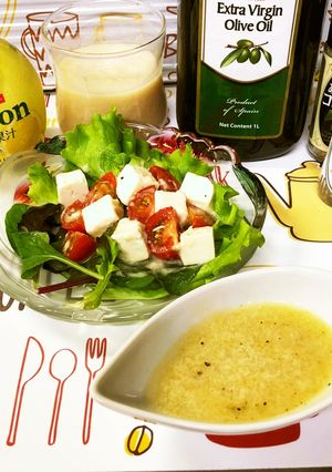 オリーブ油と塩麹＋レモン汁のドレッシング-レシピのメイン写真