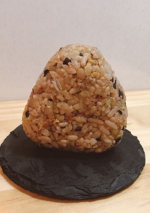 おかかマヨの玄米おにぎり♡-レシピのメイン写真